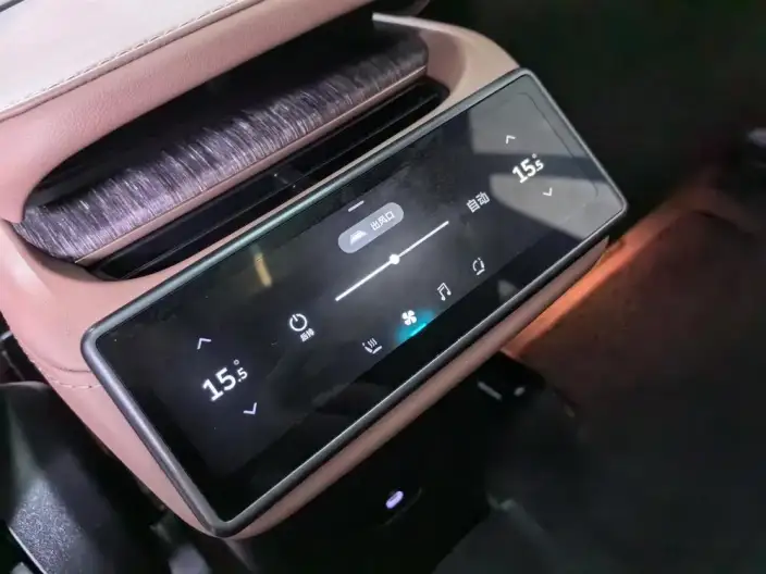 NIO ES6 2023 Model 75kWh – фото 9