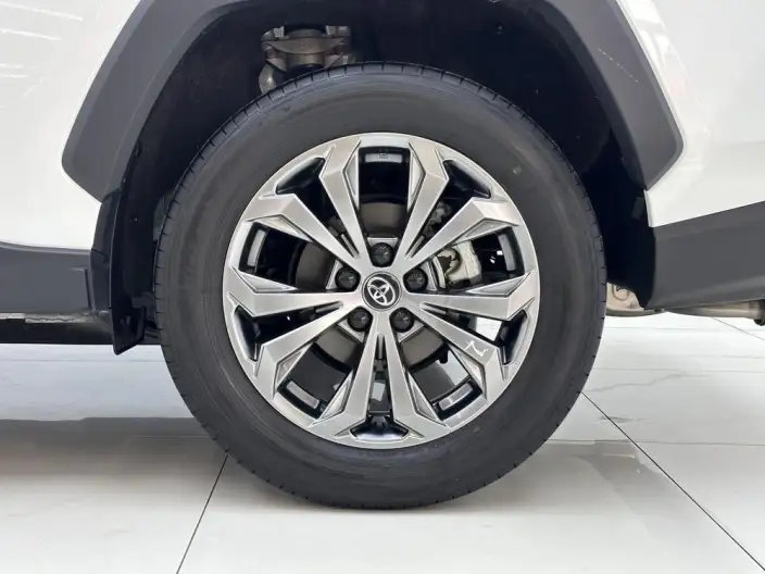 Toyota RAV4 2023 Model 2.0L CVT 2WD Fashion PLUS Edition – фото 9