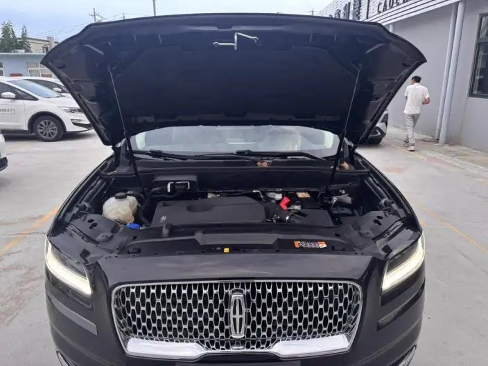 Nautilus 2021 Model 2.0T 4WD Exclusive Edition – фото 7