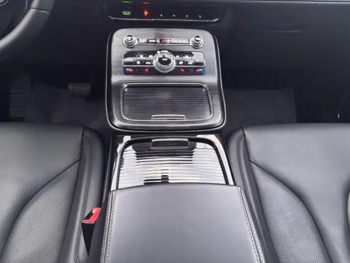 Nautilus 2021 Model 2.0T 4WD Exclusive Edition – фото 9