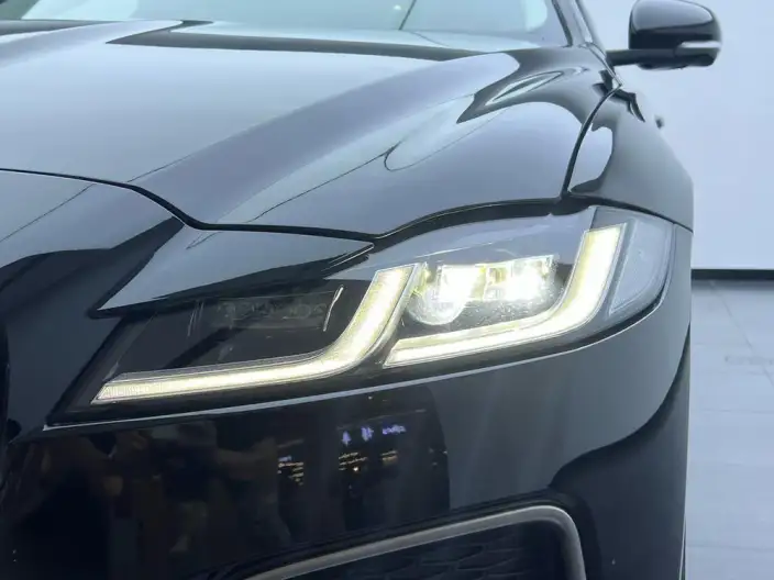 Jaguar XFL 2023 Model 2.0T P200 2WD Elite Deluxe Edition – фото 8