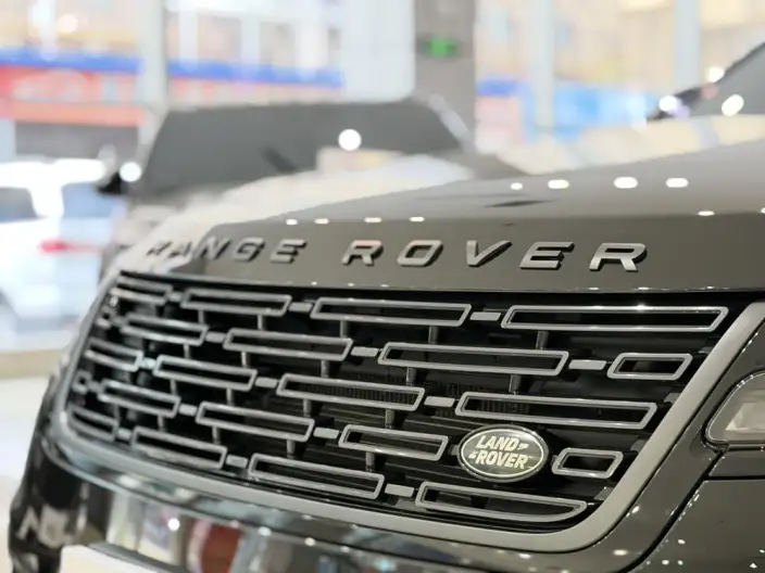 Range Rover Velar 2024 Model Dynamic SE – фото 8