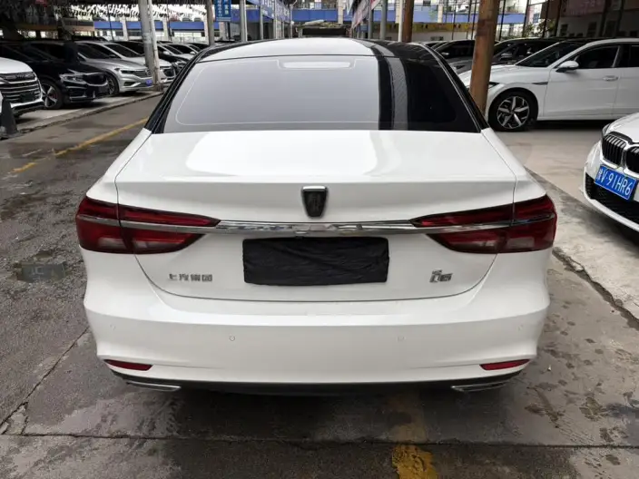 Roewe i6 Classic 2020 Model PLUS 1.6L CVT 4G Connected Honor Ultimate Edition – фото 5