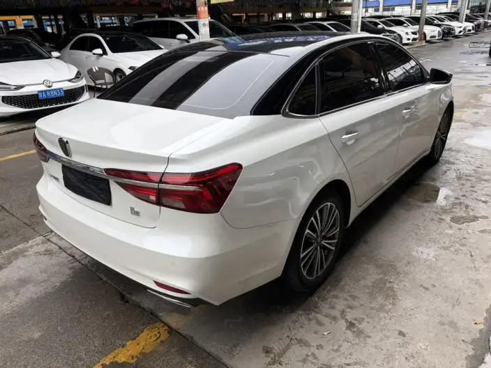 Roewe i6 Classic 2020 Model PLUS 1.6L CVT 4G Connected Honor Ultimate Edition – фото 6