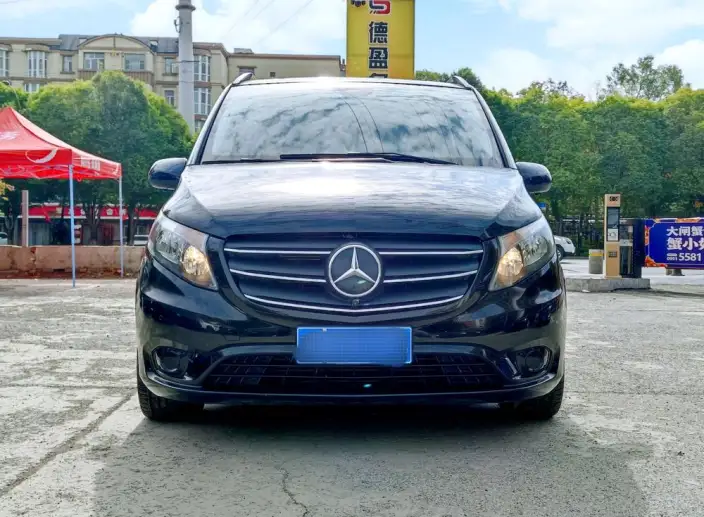 Viano 2021 Model 2.0T Business Edition 7 seat – фото 2