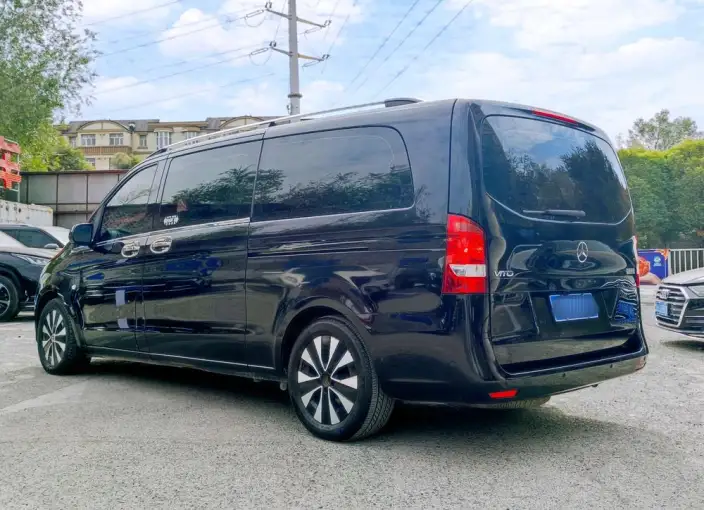 Viano 2021 Model 2.0T Business Edition 7 seat – фото 4