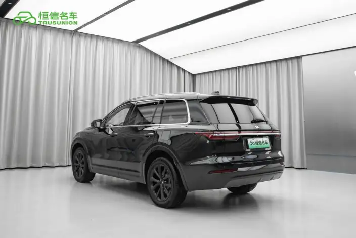 Li Auto ONE 2021 Model Extended Range 6 seat Edition – фото 4