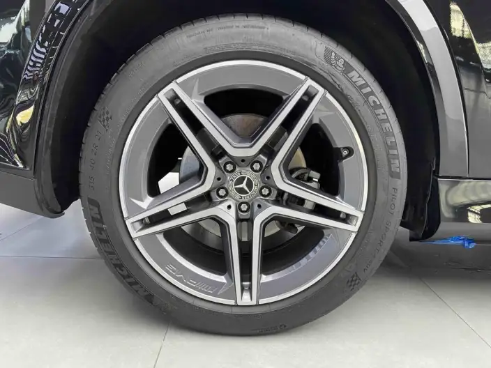 Mercedes-Benz GLS 2021 Model Facelift GLS 450 4MATIC Luxury Model – фото 5
