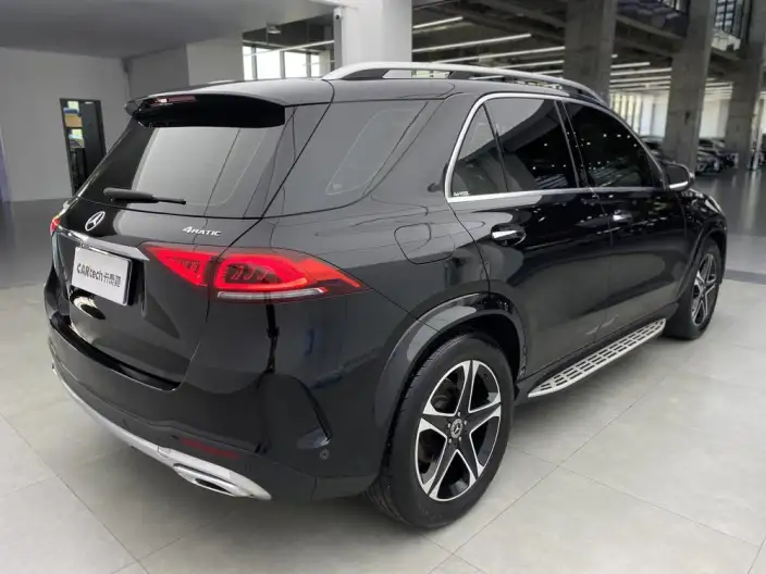 Mercedes-Benz GLE Imported 2023 Model GLE 350 4MATIC Fashion Model – фото 10
