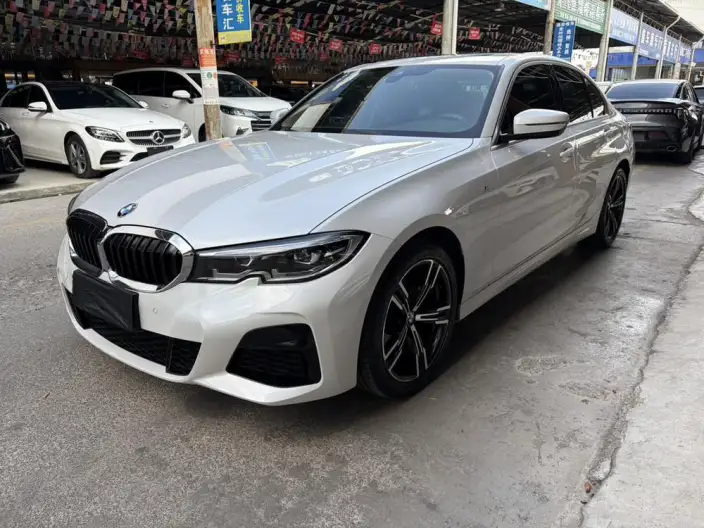 BMW 3 Series 2022 Model 325i M Sports Set – фото 1