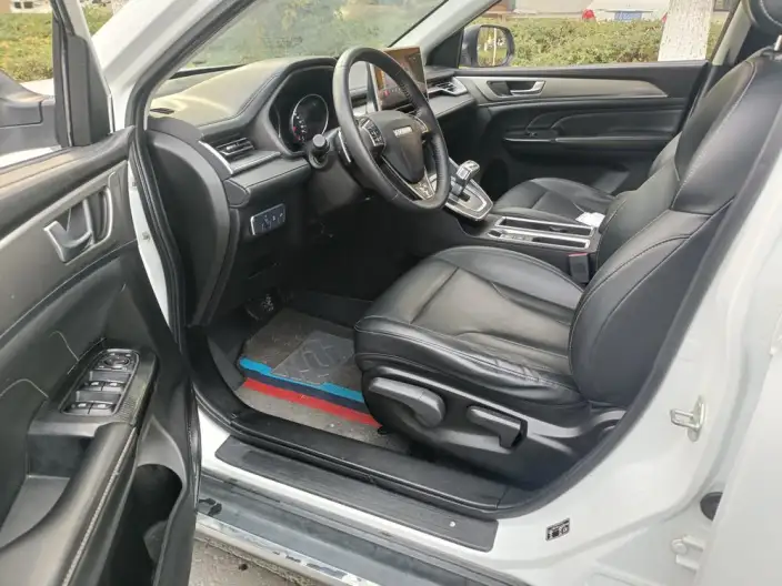 Haval M6 2021 Model PLUS 1.5T Manual Luxury Smart Connect Model – фото 8