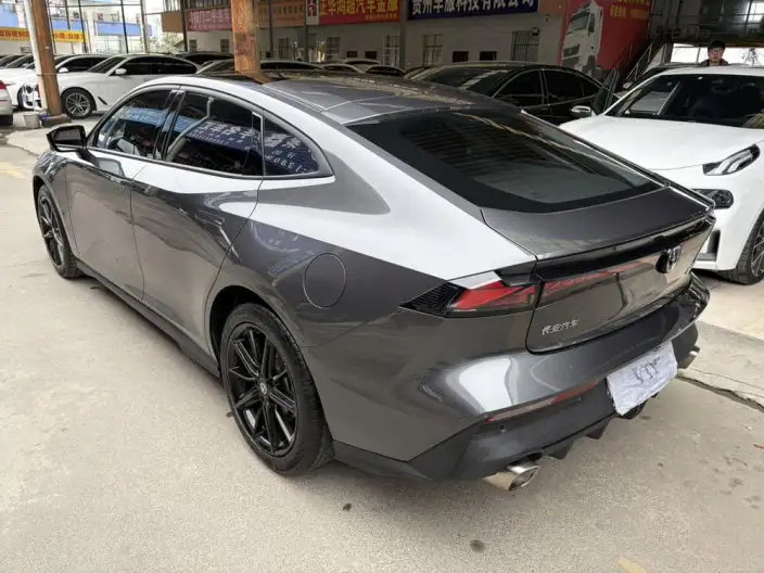 Changan UNI-V 2023 Model 1.5T Noble Model