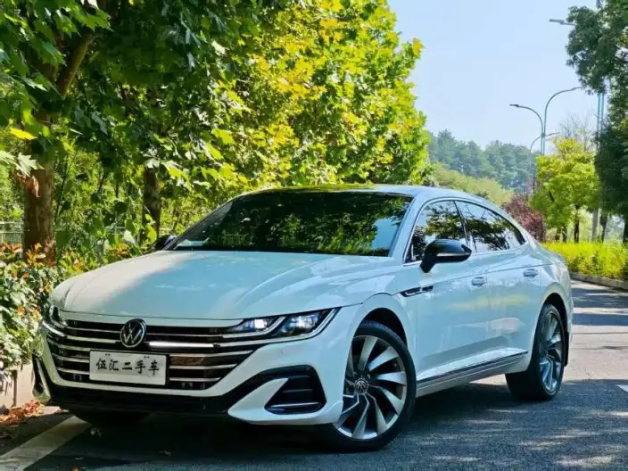 Volkswagen CC 2023 Model 380TSI Eye-catching version – фото 1