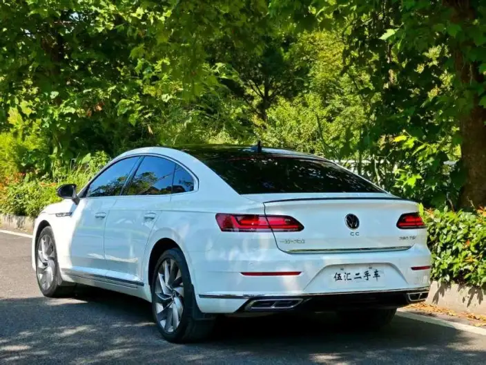 Volkswagen CC 2023 Model 380TSI Eye-catching version – фото 3
