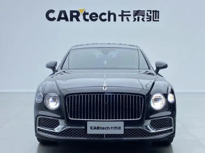 Bentley Flying Spur 2022 Model Hybrid – фото 2