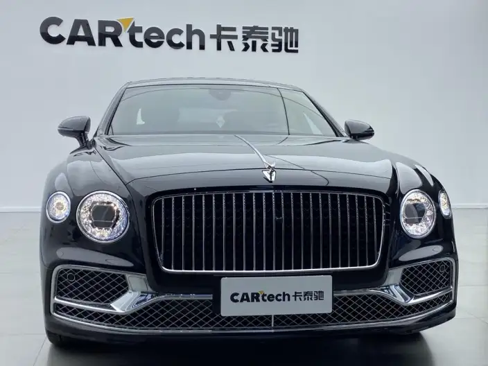 Bentley Flying Spur 2022 Model Hybrid – фото 9