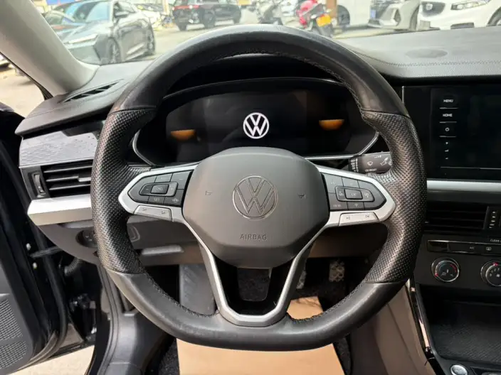Volkswagen Passat 2023 Model Facelift 280TSI Business Edition – фото 10