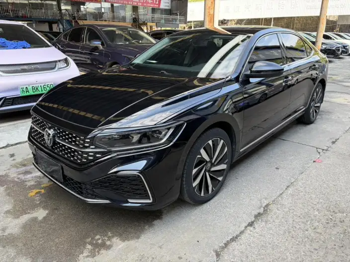 Volkswagen Passat 2023 Model Facelift 330TSI Starry sky Elite Edition – фото 1