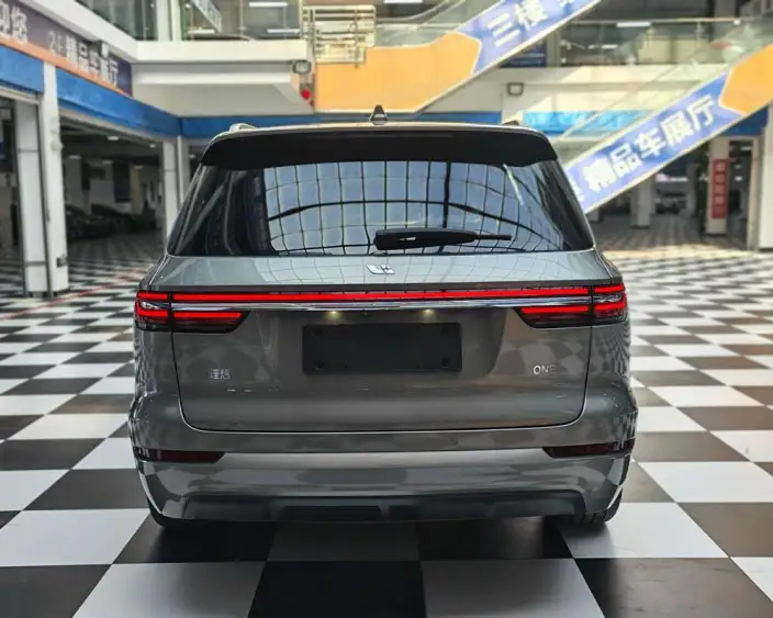 Li Auto ONE 2021 Model Extended Range 6 seat Edition – фото 5