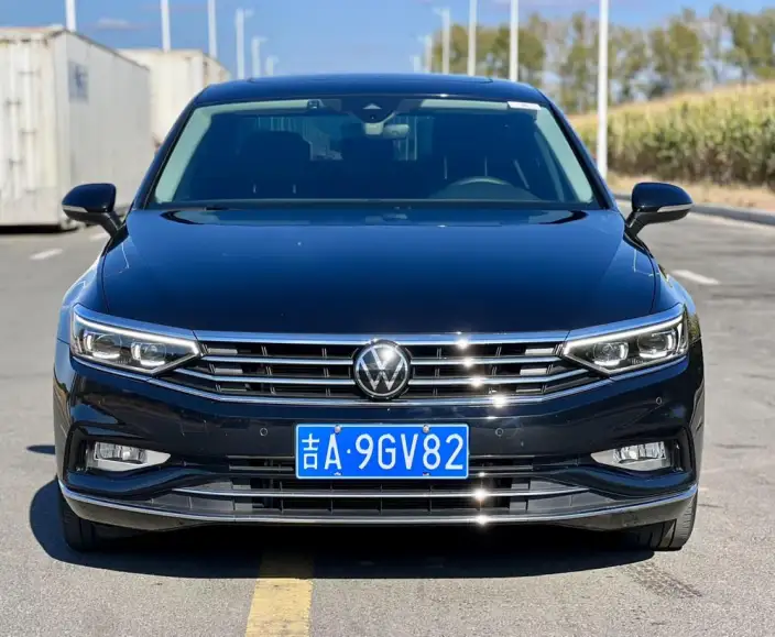 Volkswagen Magotan 2020 Model 380TSI DSG Luxury Model – фото 2