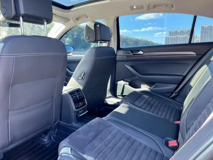 Volkswagen Magotan 2020 Model 380TSI DSG Luxury Model – фото 9