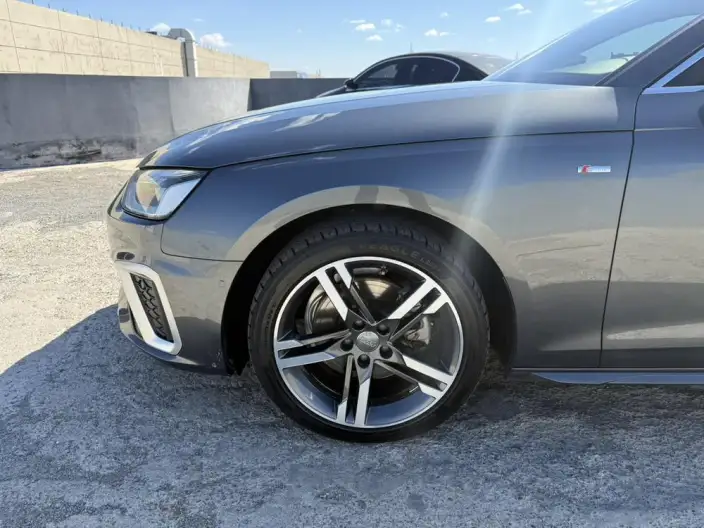 Audi A4 L 2022 Model 40 TFSI Luxury Dynamic Model – фото 4
