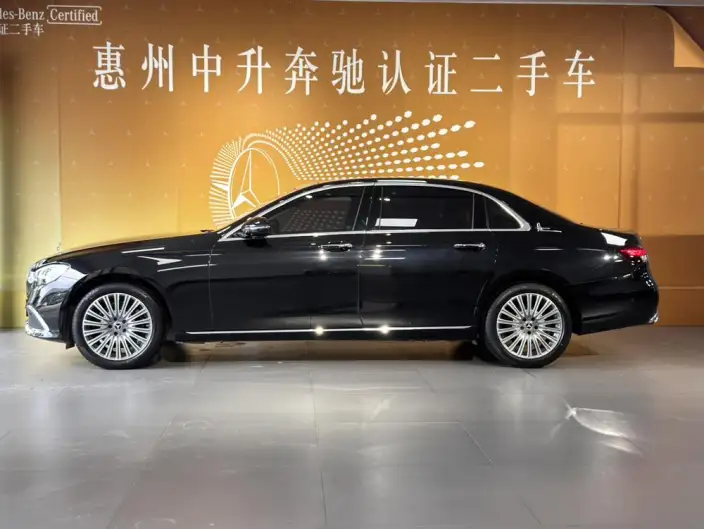 Mercedes-Benz E-Class 2023 Model E 300 L Luxury Model sedan – фото 4