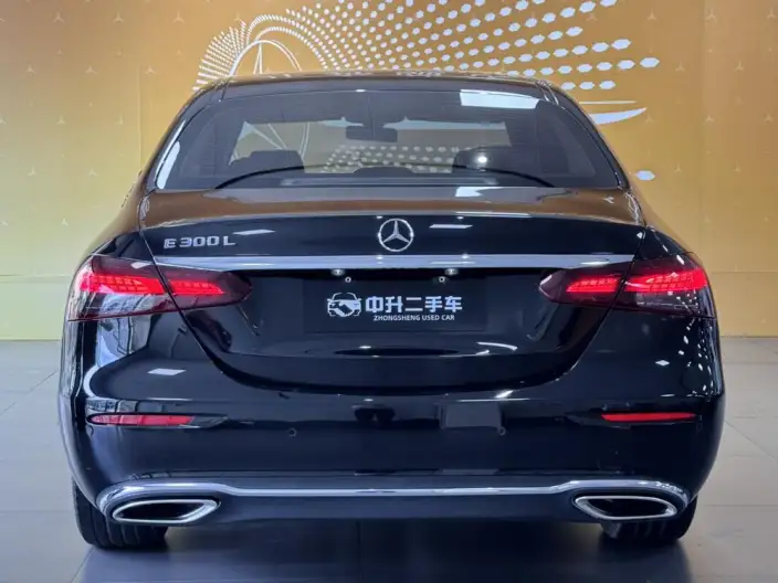 Mercedes-Benz E-Class 2023 Model E 300 L Luxury Model sedan – фото 6