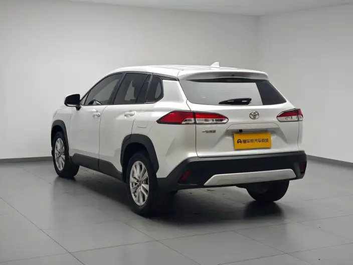 Toyota Corolla Cross 2022 Model 2.0L Elite Edition – фото 5