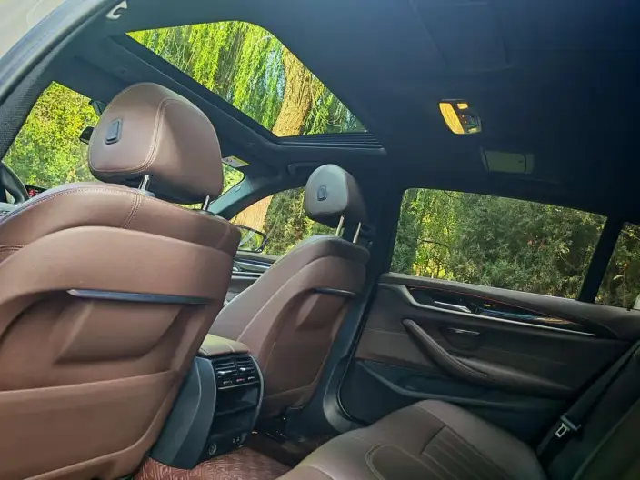 BMW 5 Series 2020 Model 525Li M Sports Set – фото 8