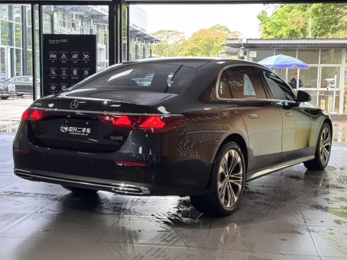 Mercedes-Benz E-Class 2026 Model E 300 L Luxury Model sedan – фото 7