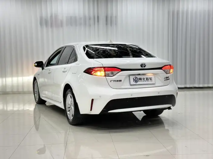 Toyota Levin 2022 Model Hybrid 1.8H E-CVT Deluxe Edition – фото 4