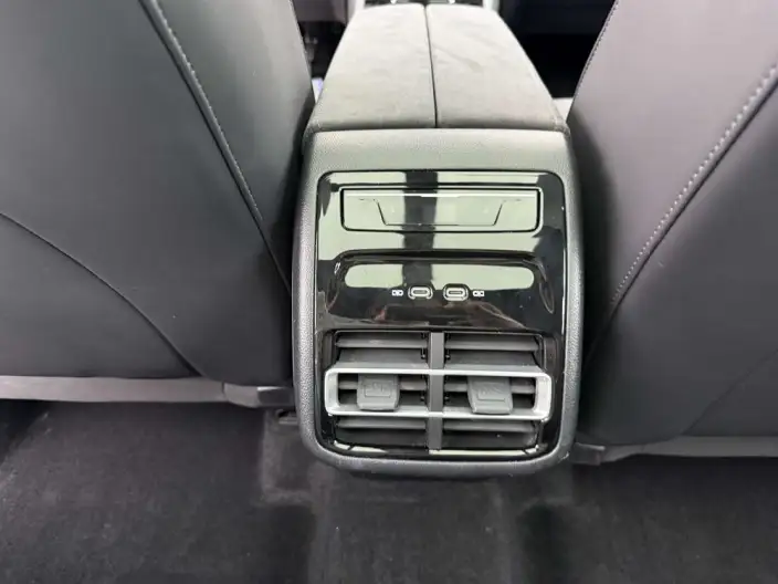 Volkswagen Tiguan L 2024 Model Pro 380TSI 4WD R-Line Zhizun Edition – фото 7