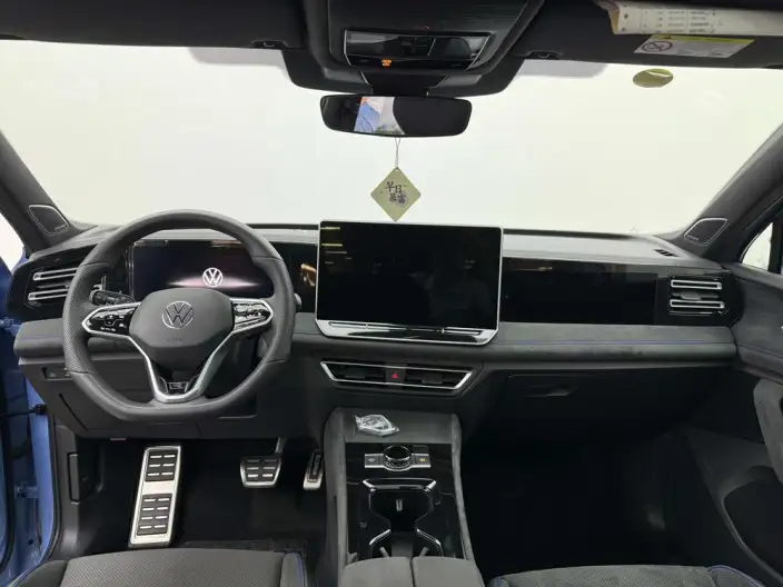 Volkswagen Tiguan L 2024 Model Pro 380TSI 4WD R-Line Zhizun Edition – фото 10