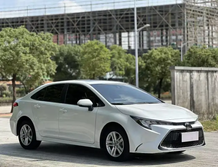 Toyota Levin 2021 Model 185T CVT Deluxe Edition – фото 3