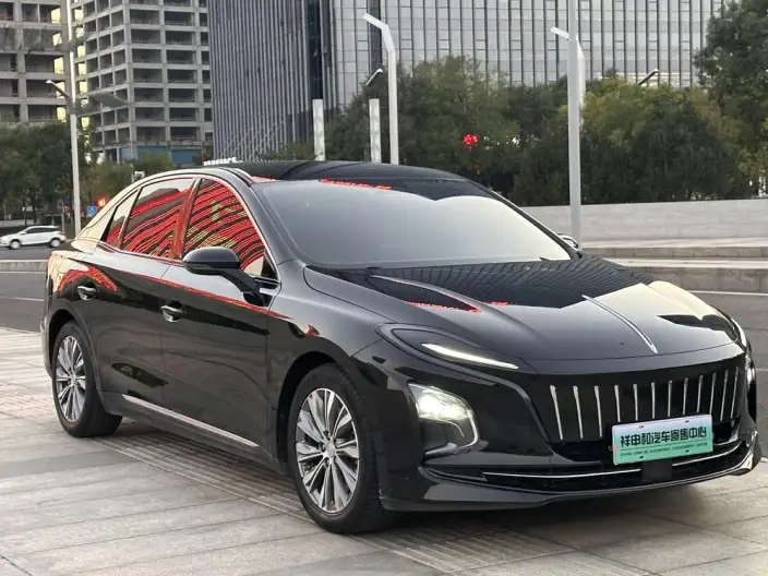 Hongqi E-QM5 2023 Model 560KM PLUS Edition 140kW