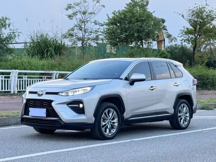 Toyota Wildlander 2022 Model 2.0L 4WD Luxury PLUS Edition – фото 1