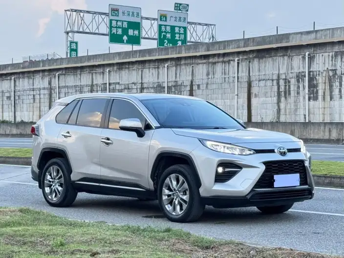 Toyota Wildlander 2022 Model 2.0L 4WD Luxury PLUS Edition – фото 3