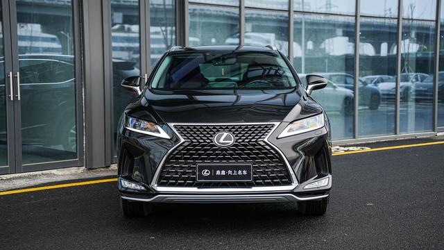 Lexus RX 2020 Facelift 300 2WD Elite – фото 2