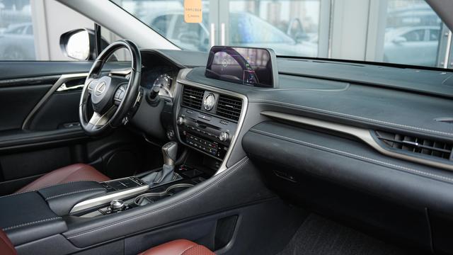 Lexus RX 2020 Facelift 300 2WD Elite – фото 10
