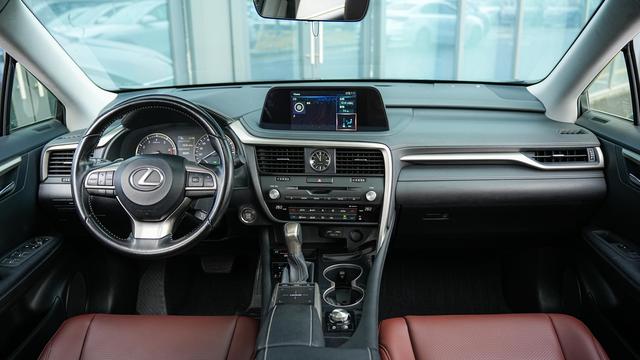 Lexus RX 2020 Facelift 300 2WD Elite – фото 16