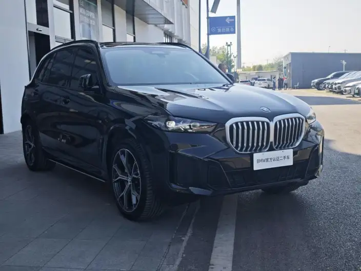 BMW X5 2026 Model xDrive30Li Exclusive Model M Sports Night Set