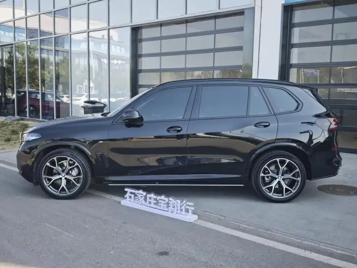 BMW X5 2026 Model xDrive30Li Exclusive Model M Sports Night Set