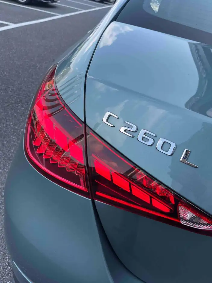 Mercedes-Benz C-Class 2026 Model C 260 L Sports sedan – фото 6