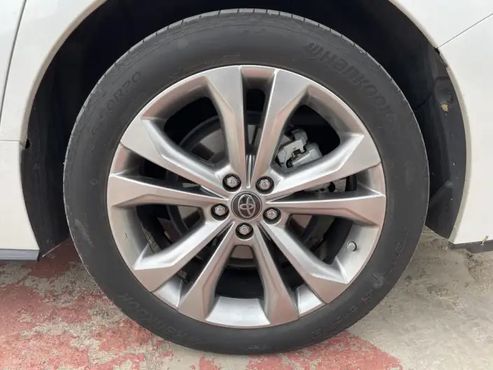 Toyota Sienna 2021 Model 2.5L Hybrid Premium Edition – фото 8