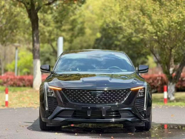 Cadillac CT5 2024 28T Luxury Pro – фото 2