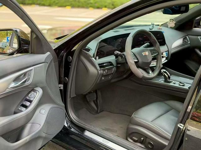 Cadillac CT5 2024 28T Luxury Pro – фото 4