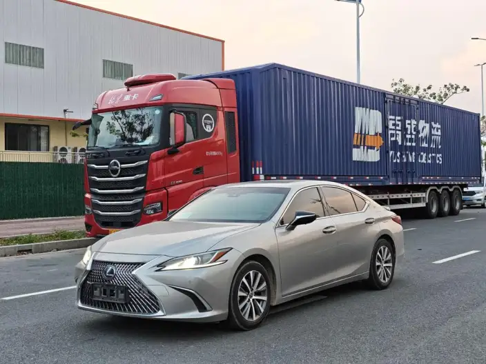 Lexus ES 2020 Model 300h Superior Edition China V