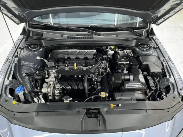 Hyundai Ioniq 2023 Model 1.5L CVT GLX Elite Edition – фото 9