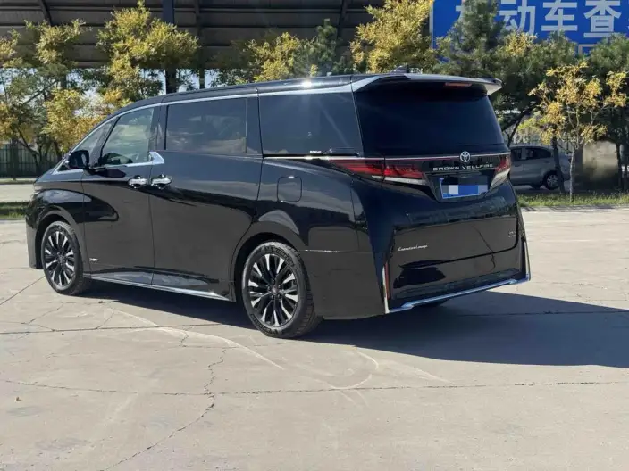 Vellfire 2024 Model 2.5L Automatic 4WD 7 seat Parallel Imported – фото 5